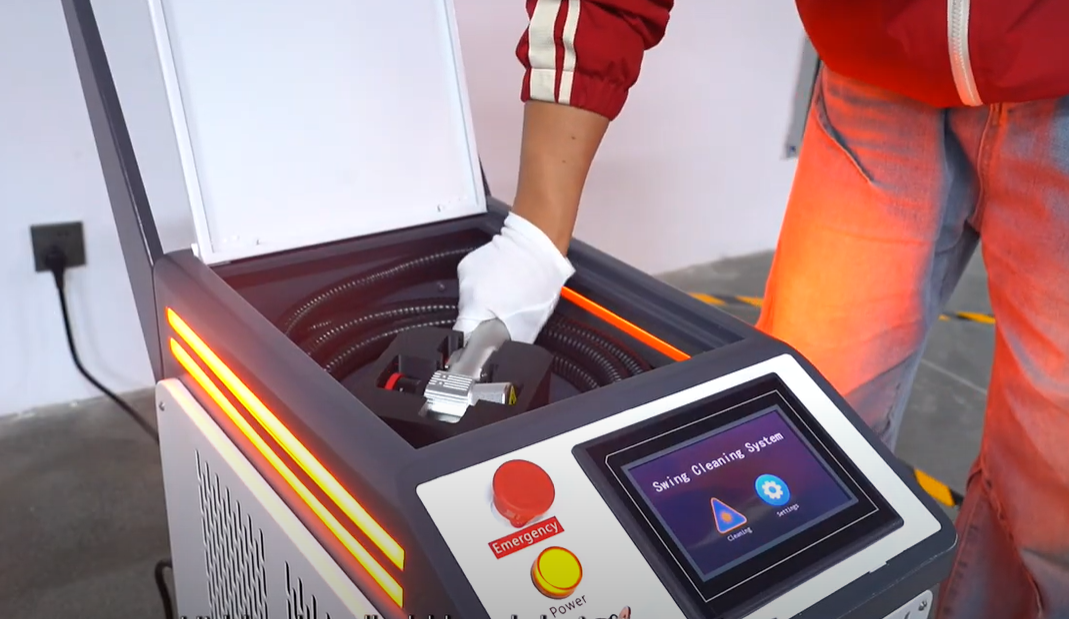 レーザーによって 2024 新しいハンドヘルド JPT パルスレーザー クリーナー